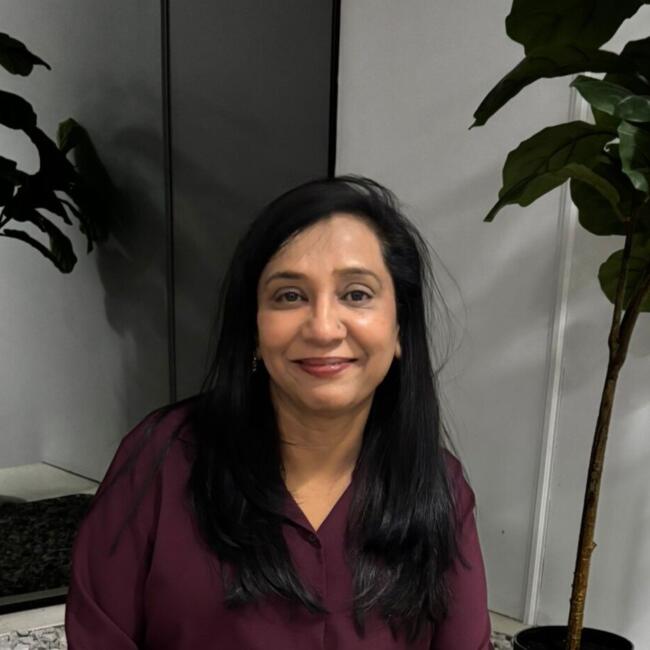 Babysitter in Toronto: Uroosa (Licensed RECE)