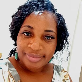 Babysitter in Roodepoort: Angie