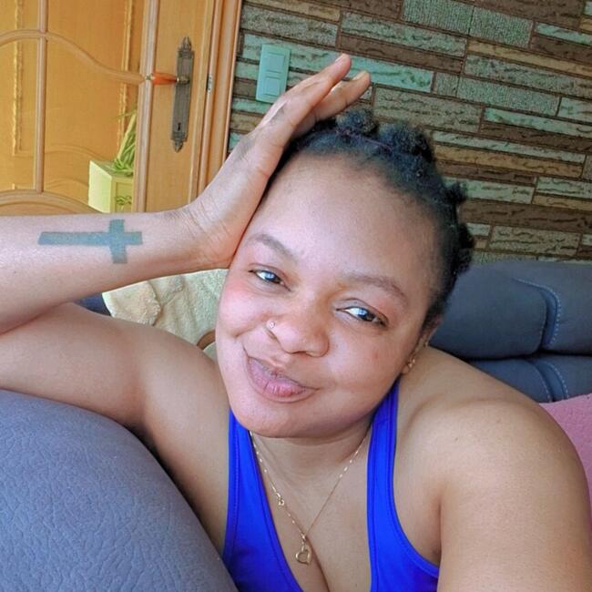 Babysitter in Buggenhout: Yolande Chanel