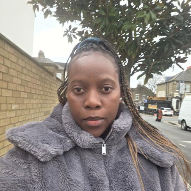 Babysitting job in London: Aisha