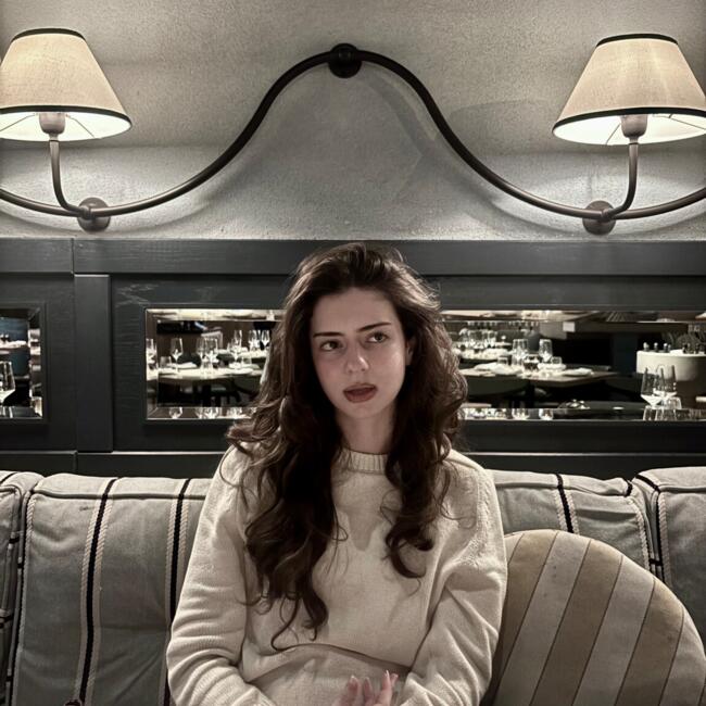 Babysitter in London: Katie