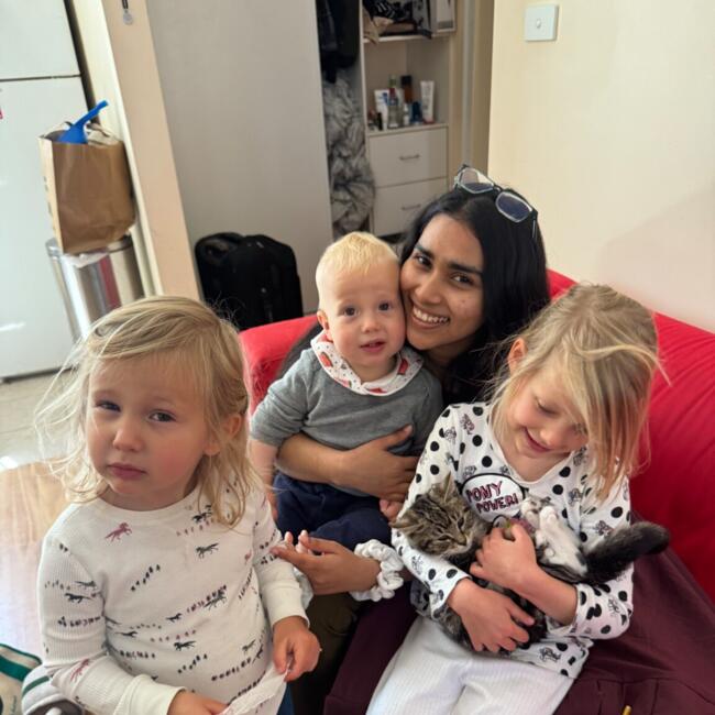 Babysitter in Sydney: Makjam Khanum