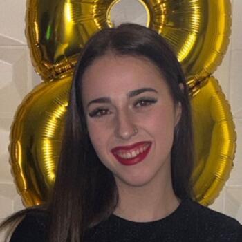 Babysitter em Vila Nova de Gaia: Laura