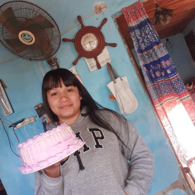 Babysitter in Pilar: Yuliana