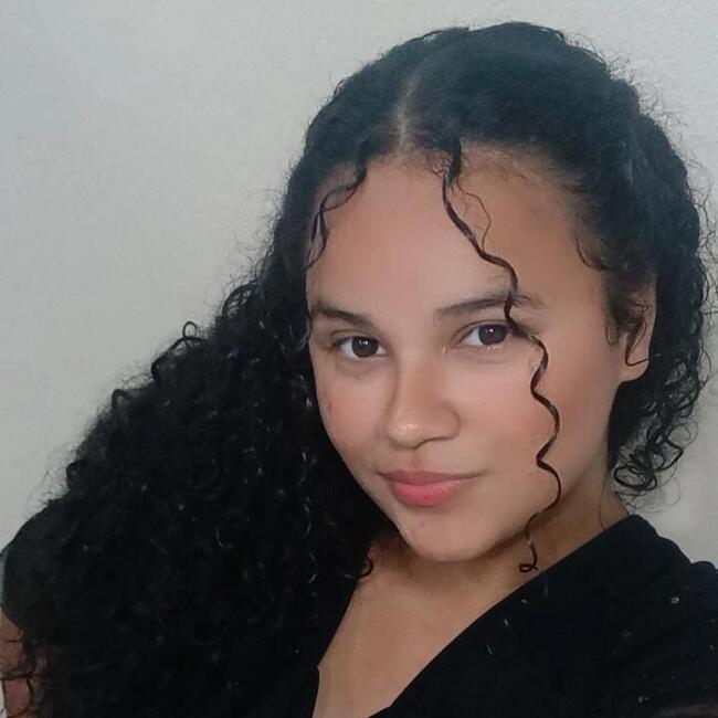 Babysitter in Manaus: Rayandra
