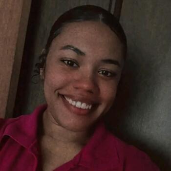 Babysitter in Itajaí: Sara