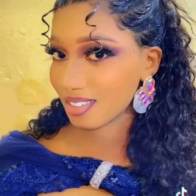 Babysitting job in Uberlândia: Moussa