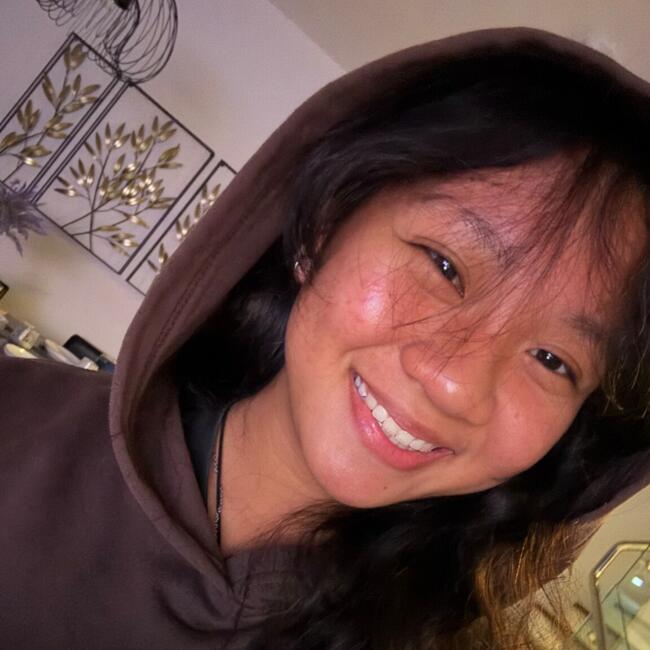 Babysitter in Singapore Island: Stephanie