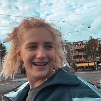 Oppas Amsterdam: Roos