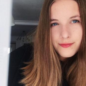 Babysitter Zele: Lenka