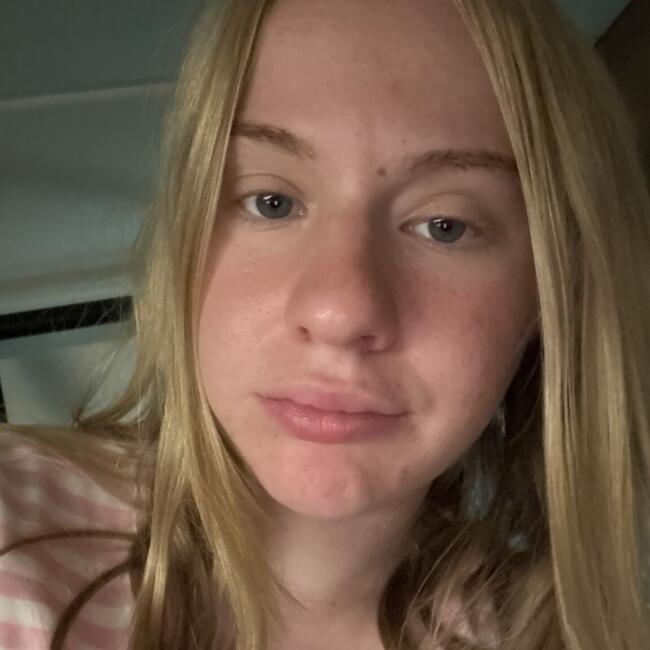 Babysitter in Lehigh Acres: Abigail