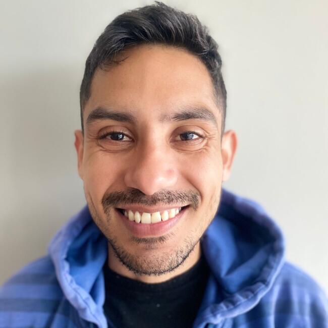 Babysitting job in Paranaguá: Danilo