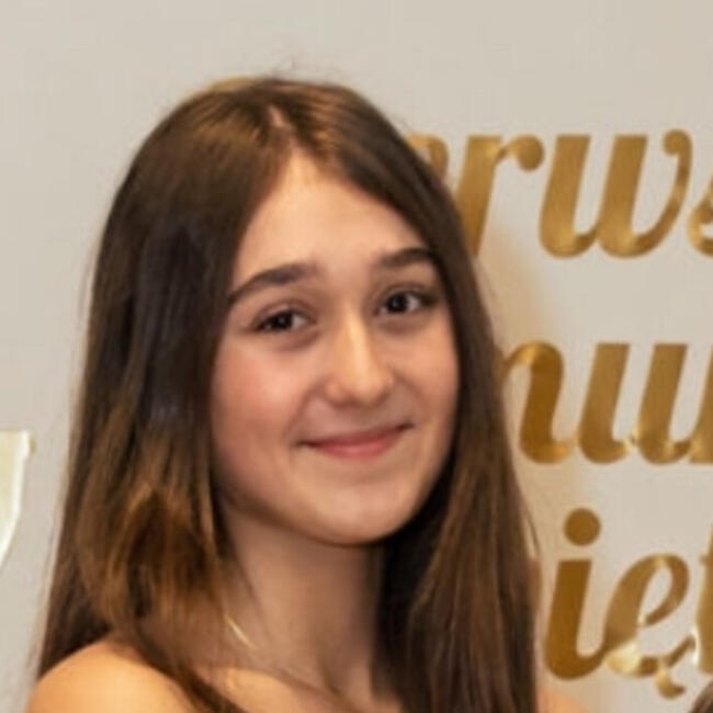 Babysitter in Des Plaines: Olivia