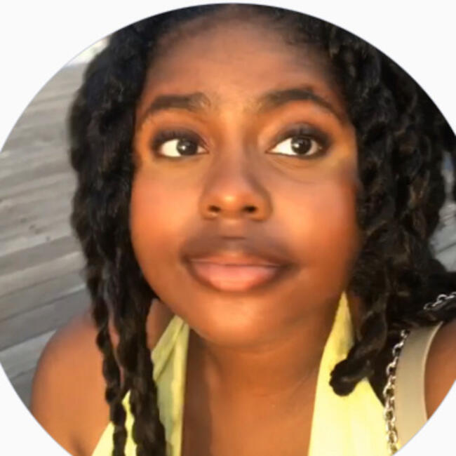 Babysitter in Paris: Marianne