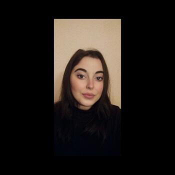 Babysitter in Arezzo: Sara