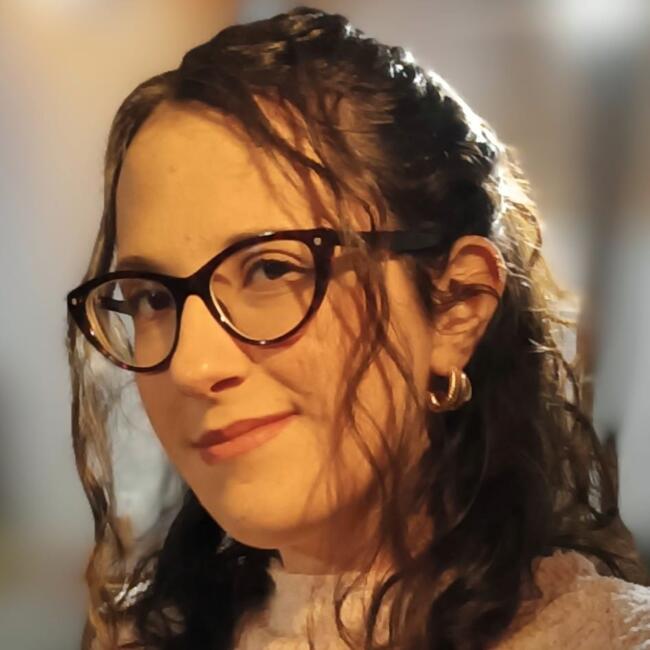 Babysitter a Montesilvano Marina: Giulia