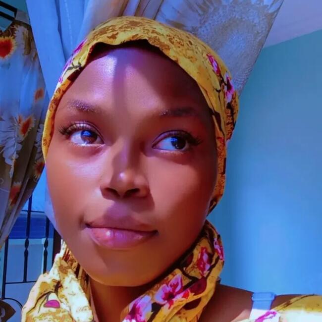 Babysitter in Dar es Salaam: Nisherz