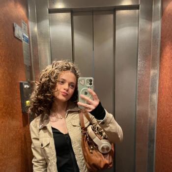 Babysitter in Nice: Justine