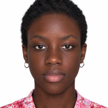 Baby-sitter Beauvais: Awa