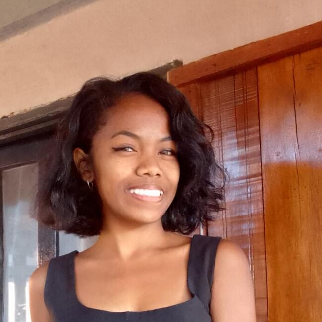 Babysitter in Vacoas: Onjaniaina Cathia