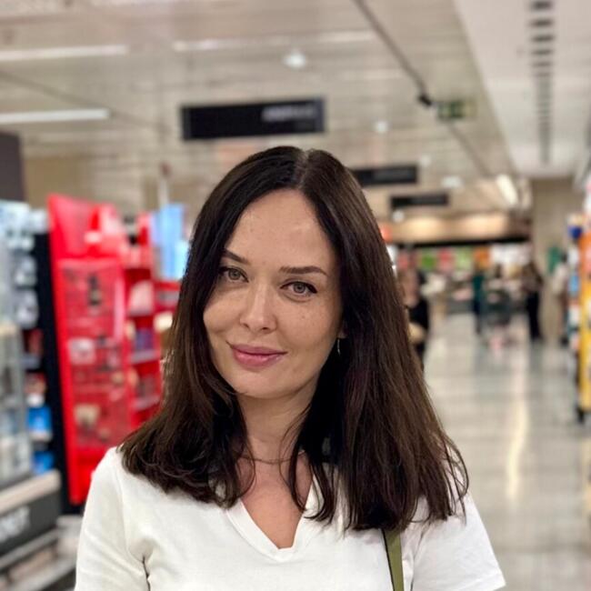 Babysitter in Matosinhos Municipality: Yuliya