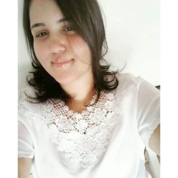 Babysitter in Coronel Fabriciano: Júlia