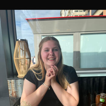 Babysitter Hechtel-Eksel: Eva