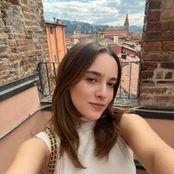 Babysitter a Firenze: Monica