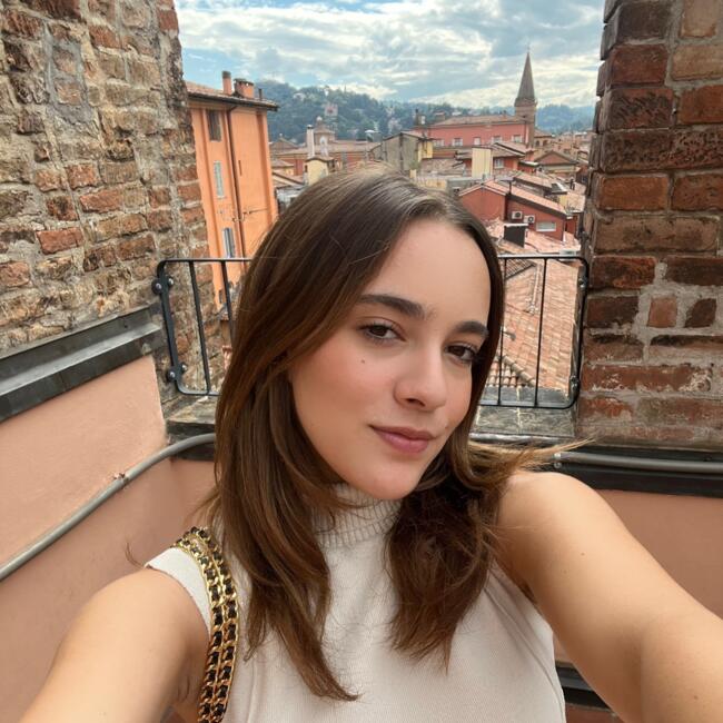 Babysitter a Firenze: Monica