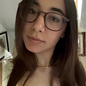 Babysitter in Tienen: Perihan