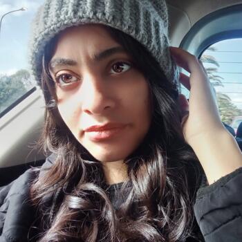 Babysitter in Cape Town: Labeeqah