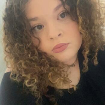 Babysitter in Northampton: Ciara