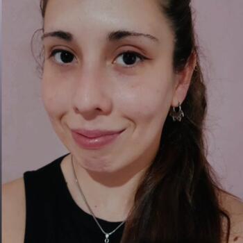 Babysitter in Rosario: Brenda