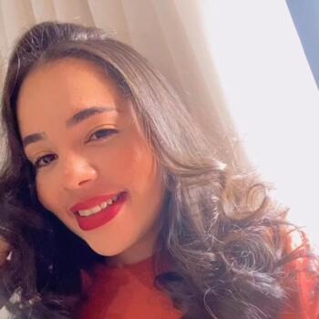 Babá em Barrinha: Veronica