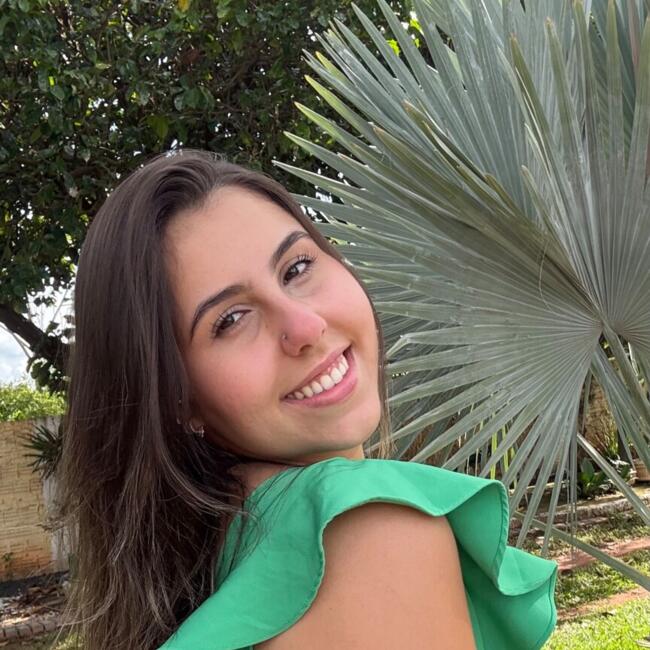 Babá em Mirassol (São Paulo): Ana Luiza