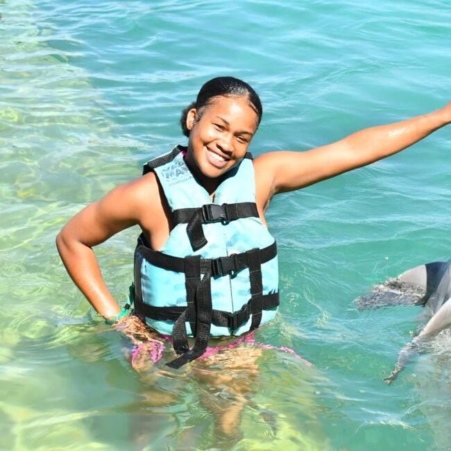 Babysitter in Montego Bay: Gabrielle