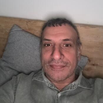 Parent Girona: Bharat and Anne