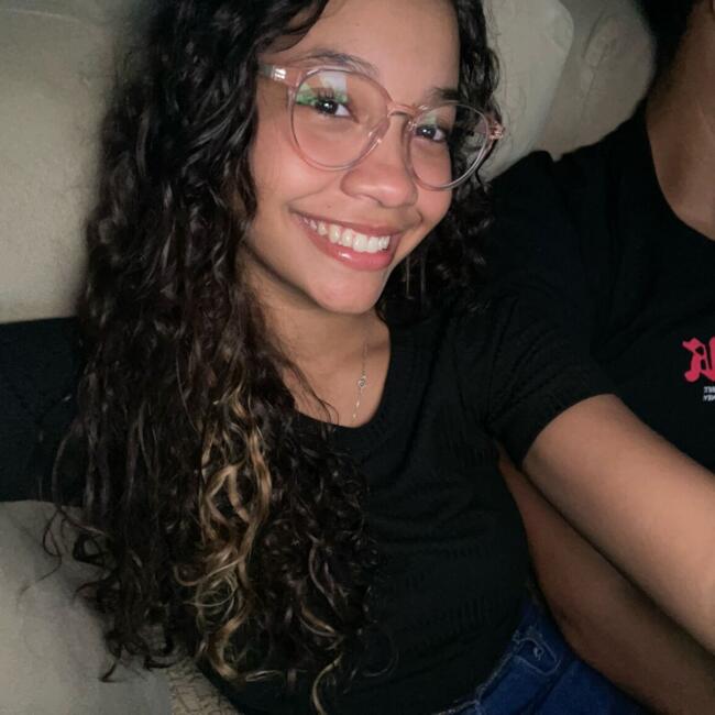 Babá em Teixeira de Freitas: Evelyn