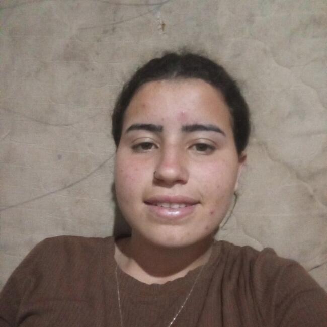 Babysitter in São José dos Pinhais: Kauane