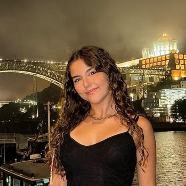 Babysitter em Vila Nova de Famalicão: Mariana