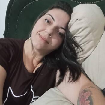 Emprego de babá em Arujá: emprego de babá Patrícia Ferrari Florencio