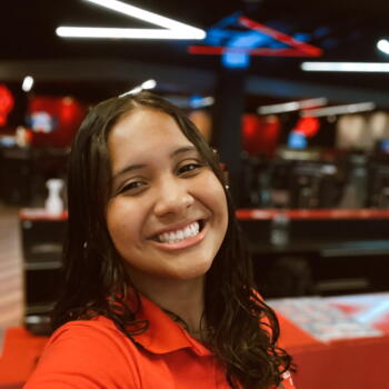 Babá em Fortaleza: Raynara Gomes