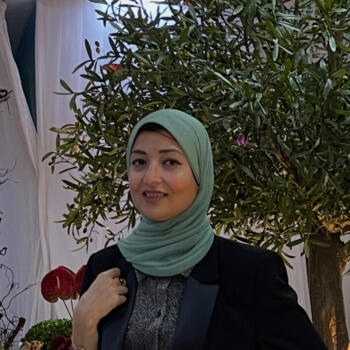 وظيفة جليسة أطفال في القاهرة: فرص عمل كجليسة أطفال Heba