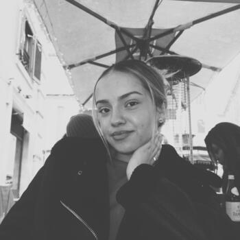 Babysitter in Penafiel: Ana