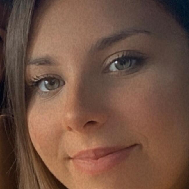 Babysitter a Mascalucia: Federica