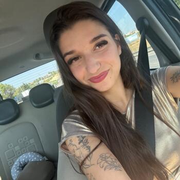 Babysitter em Porto Salvo: Marta