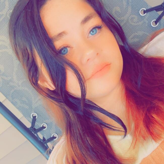 Babysitter in Wellsville (Ohio): Mya