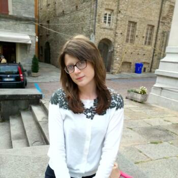 Babysitter in Borgo Val di Taro: Serena