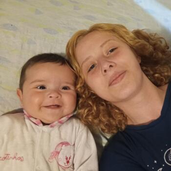 Babysitting job in Curitiba: babysitting job Mariana