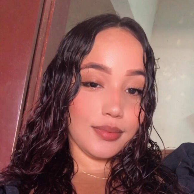 Babysitter in São Luís: Lanay